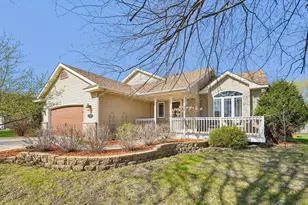 2408 Harbor Dr, Northfield, MN 55057 - Photo 2