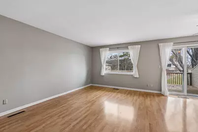 11935 71st Place N, Maple Grove, MN 55369 - Photo 4