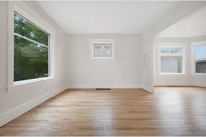 804 Hawthorne Avenue E, Saint Paul, MN 55106 - Photo 6