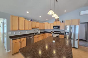 1618 Huron Dr, Detroit Lakes, MN 56501 - Photo 4