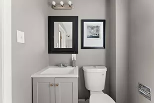 303 Cesar Chavez St, Saint Paul, MN 55107 - Photo 16