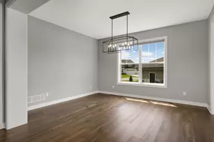 5085 Zircon Ln N, Plymouth, MN 55446 - Photo 10