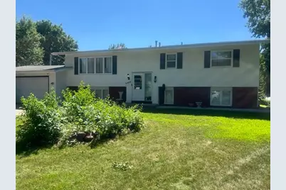 5308 81st Avenue N, Brooklyn Park, MN 55443 - Photo 1