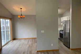 218 Crystal Ln, Montrose, MN 55363 - Photo 6