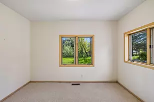 5915 Sweetwater Cir, Excelsior, MN 55331 - Photo 44
