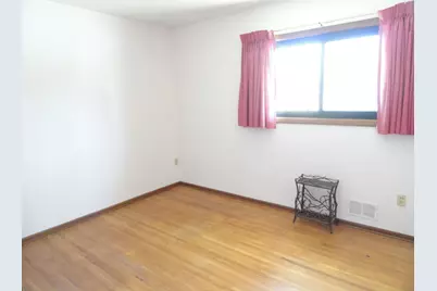 1791 Lake Street, Lauderdale, MN 55113 - Photo 22