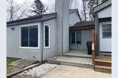 2640 Charles Court NW, Rochester, MN 55901 - Photo 2