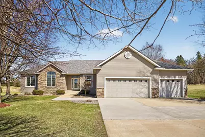 1442 30th Street NW, Austin, MN 55912 - Photo 1