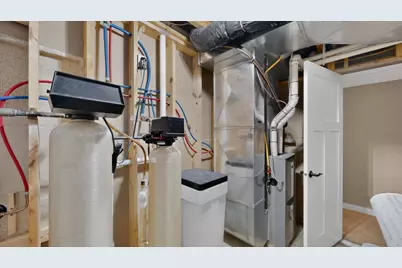 1442 30th Street NW, Austin, MN 55912 - Photo 38