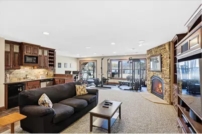 10827 Jersey Drive N, Brooklyn Park, MN 55445 - Photo 32