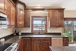 10827 Jersey Dr N, Brooklyn Park, MN 55445 - Photo 12