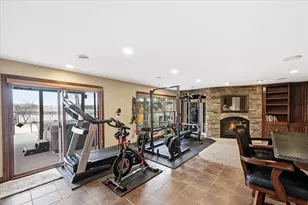 10827 Jersey Dr N, Brooklyn Park, MN 55445 - Photo 36