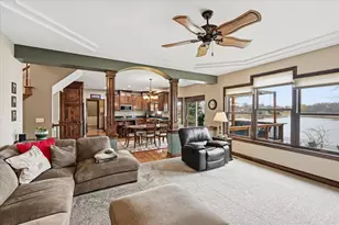 10827 Jersey Dr N, Brooklyn Park, MN 55445 - Photo 16