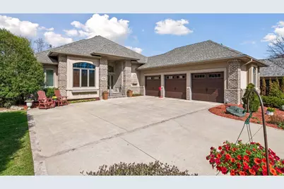 9226 Breckenridge Lane, Eden Prairie, MN 55347 - Photo 12