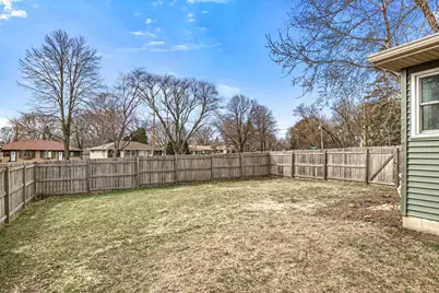 1812 Sunny Slope Lane, Saint Paul, MN 55116 - Photo 26