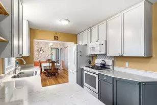 1812 Sunny Slope Ln, Saint Paul, MN 55116 - Photo 4