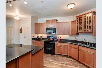 4132 Vernon Avenue S #A203, Saint Louis Park, MN 55416 - Photo 2