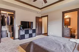 4881 Field Crest Ln, Eau Claire, WI 54701 - Photo 12