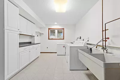 10408 Wyoming Avenue S, Bloomington, MN 55438 - Photo 26
