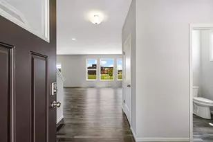 15735 157 Ave, Savage, MN 55378 - Photo 4