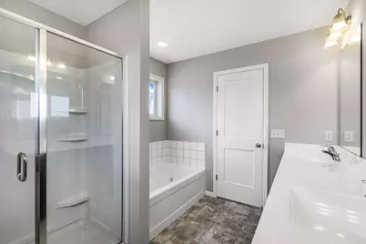 15735 157 Avenue, Savage, MN 55378 - Photo 32