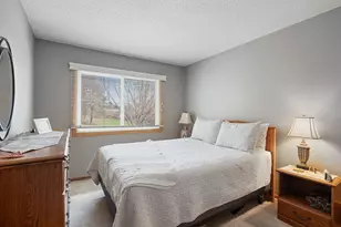 7012 W 84th St Cir, Bloomington, MN 55438 - Photo 10