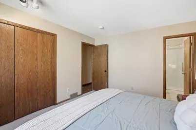 7351 Walnut Court, Eden Prairie, MN 55346 - Photo 20