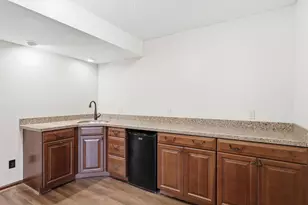 7351 Walnut Ct, Eden Prairie, MN 55346 - Photo 34