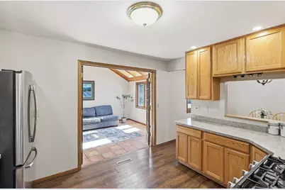 7351 Walnut Court, Eden Prairie, MN 55346 - Photo 8