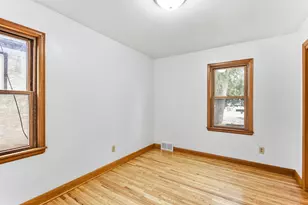 1217 Cook Ave E, Saint Paul, MN 55106 - Photo 10