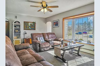 525 3rd St SE, Perham, MN 56573 - Photo 10