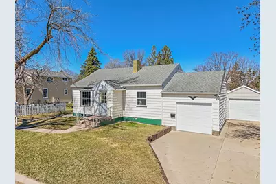 525 3rd St SE, Perham, MN 56573 - Photo 1