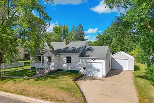 525 3rd St SE, Perham, MN 56573 - Photo 6