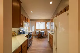 611 Cherrywood Ct, Red Wing, MN 55066 - Photo 4