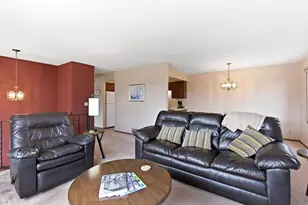 8361 W 100th St, Bloomington, MN 55438 - Photo 6