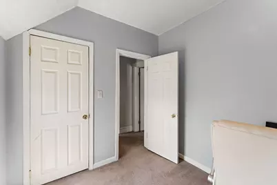 1026 Churchill Street, Saint Paul, MN 55103 - Photo 22