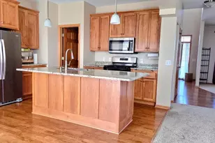 10545 Noble Cir N, Brooklyn Park, MN 55443 - Photo 4