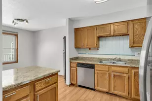 4127 Meadowlark Point, Eagan, MN 55122 - Photo 14