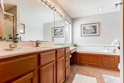 8161 Shadyview Lane N, Maple Grove, MN 55311 - Photo 10