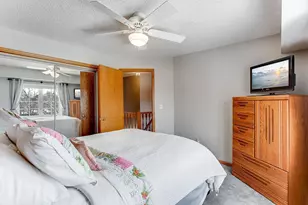 8161 Shadyview Ln N, Maple Grove, MN 55311 - Photo 12