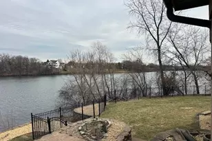 1329 Towerview Rd, Eagan, MN 55121 - Photo 4