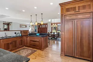 1912 Linner Woods Ct, Wayzata, MN 55391 - Photo 14