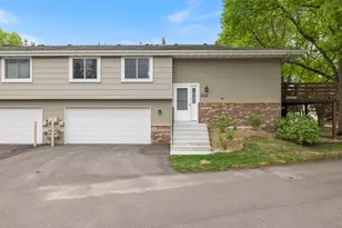 9619 Ensign Cir, Bloomington, MN 55438 - Photo 1