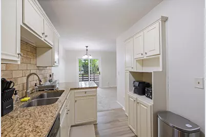 9619 Ensign Circle, Bloomington, MN 55438 - Photo 12