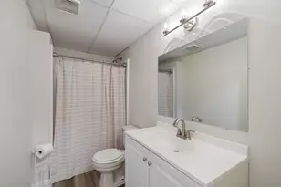 9619 Ensign Cir, Bloomington, MN 55438 - Photo 24