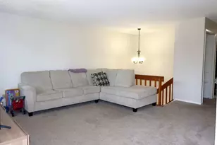 9619 Ensign Cir, Bloomington, MN 55438 - Photo 4