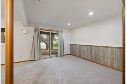 9619 Ensign Circle, Bloomington, MN 55438 - Photo 20