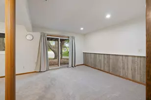 9619 Ensign Cir, Bloomington, MN 55438 - Photo 20