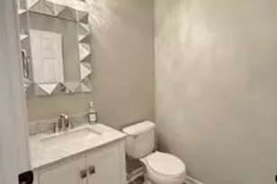 1240 County Rd D E, Maplewood, MN 55109 - Photo 20