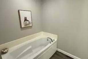 1240 County Rd D E, Maplewood, MN 55109 - Photo 12